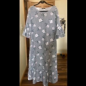 Striped Floral Bell-Sleeved Maxi Dress (M) - NWOT